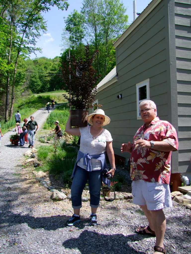Dee and Bill in Asheville, NC at the Garden Bloggers Fling. Photo taken by Gail Eichelberger.